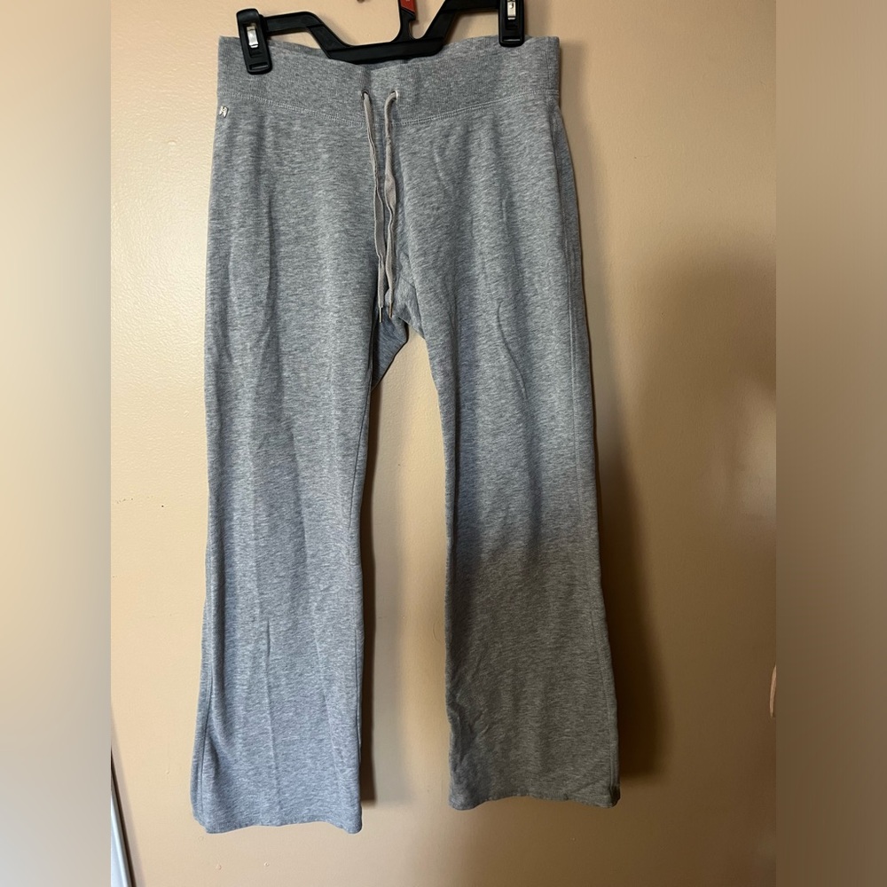 Victoria’s Secret yoga pants